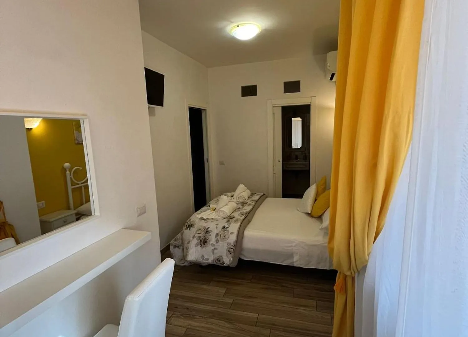 Guest house Paganino Rooms Fiumicino Italy
