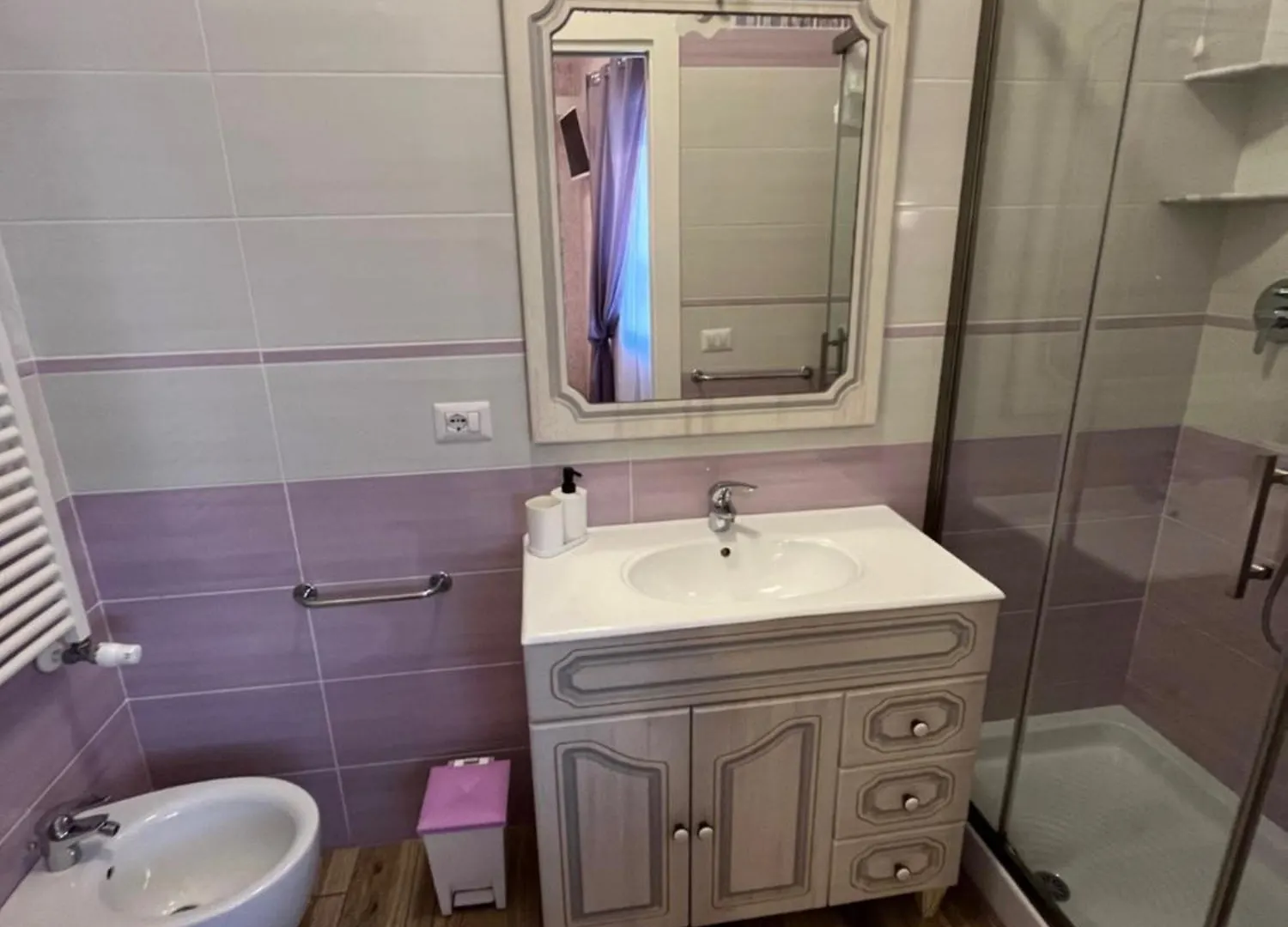Paganino Rooms 피우미치노 이탈리아