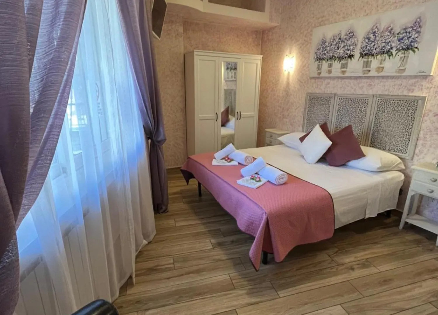 Paganino Rooms 피우미치노